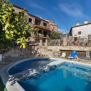 Palacio Guzmanes Hotel Banos De La Encina